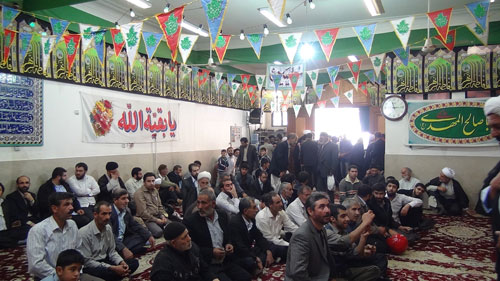 احتفل سماحة آية الله العظمى الروحاني ( مد ظله) في حسينية الإمام الصادق (عليه السلام) بعيد الغدير الأغر